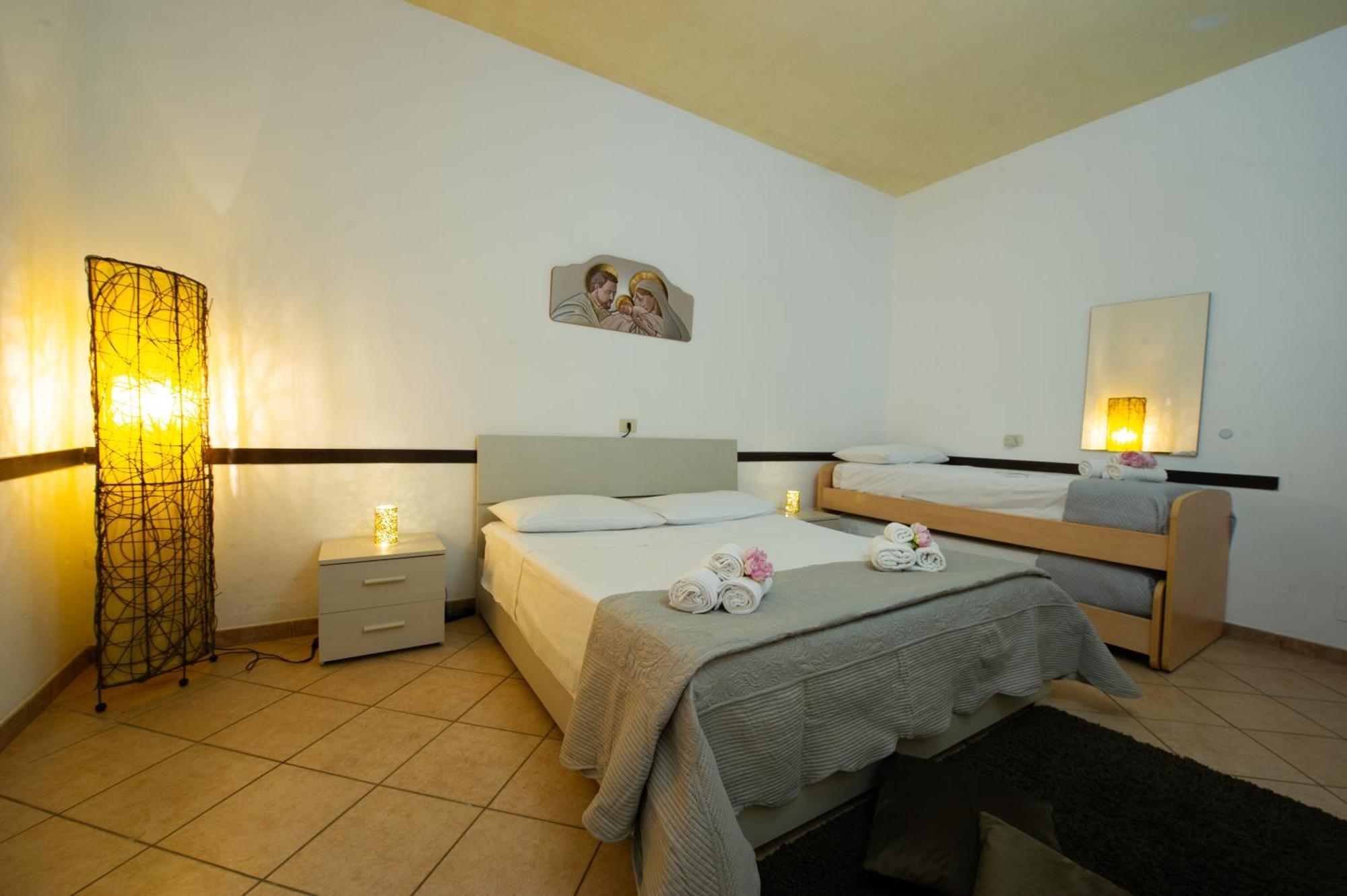 La Dimora Di Mary E Dony Apartment Martina Franca Exterior photo